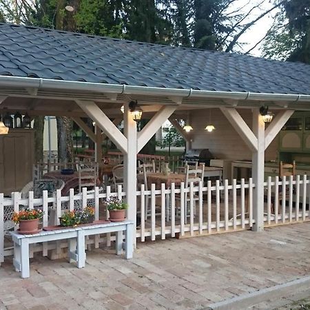 Balzsam Apartmanhaz ハルカーニャ エクステリア 写真