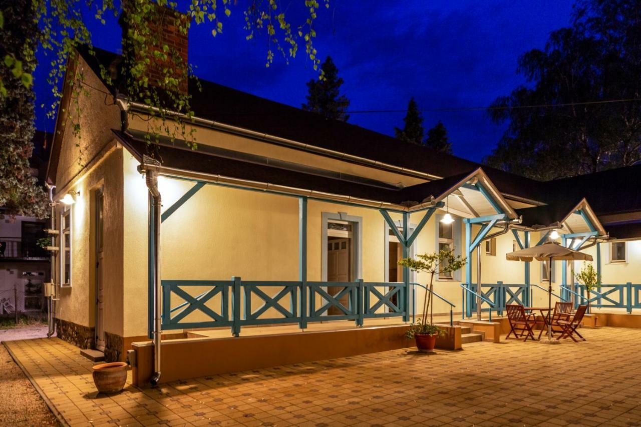Balzsam Apartmanhaz ハルカーニャ エクステリア 写真